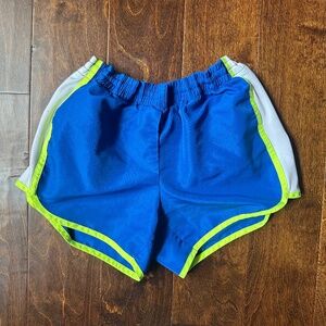 Sporty shorts with built in underwear with pocket